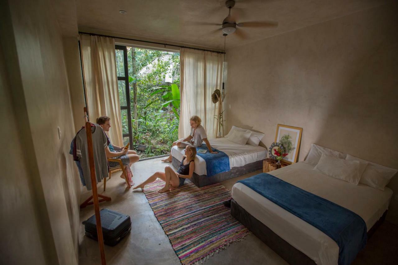 Kapievi Ecovillage Puerto Maldonado Esterno foto